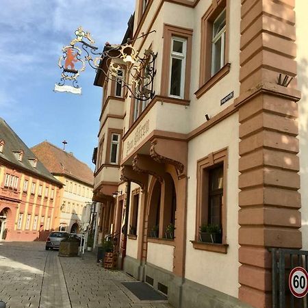 Hotel Gasthof Baren Ochsenfurt Exterior foto